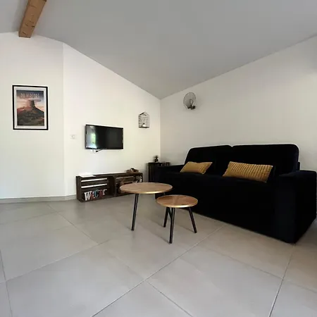 Le De La Vieille Pierre 'climatise' Feriehus Allex
